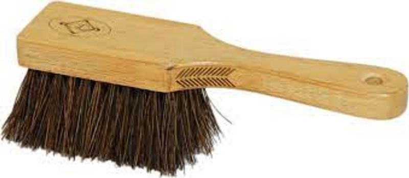 GROOMING DELUXE HOOF BRUSH